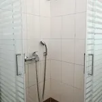 شقة Akrothalassia