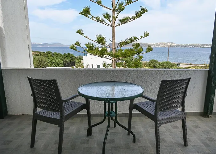 Akrothalassia * Adamantas