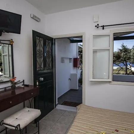 Akrothalassia アパート *