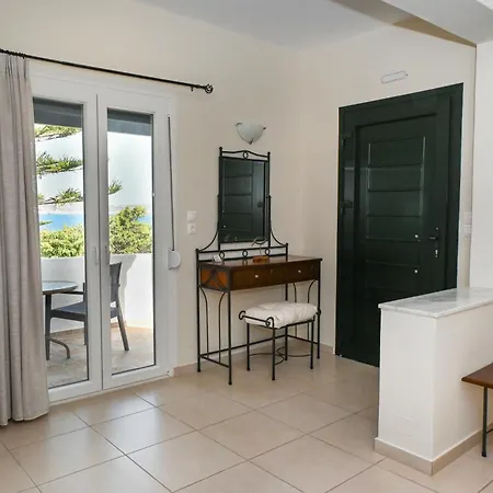 Akrothalassia Daire Adamantas (Milos)