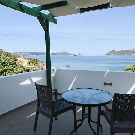 Akrothalassia Daire Adamantas (Milos)