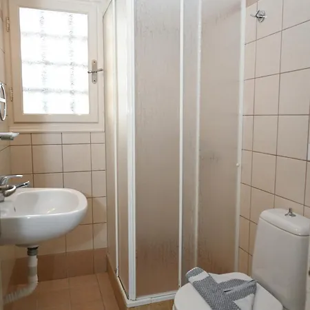 Akrothalassia דירה *