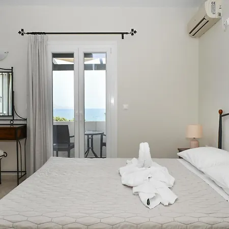 דירה Akrothalassia