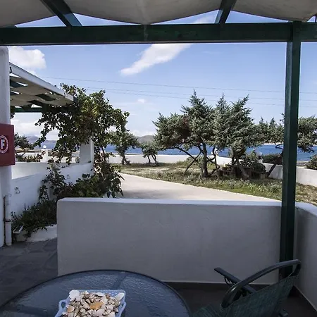 Akrothalassia Apartment *