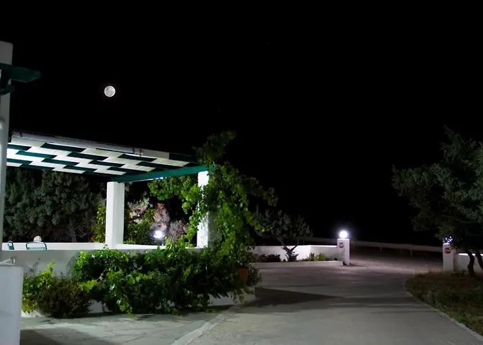 Lägenhet Akrothalassia Adamantas (Milos)