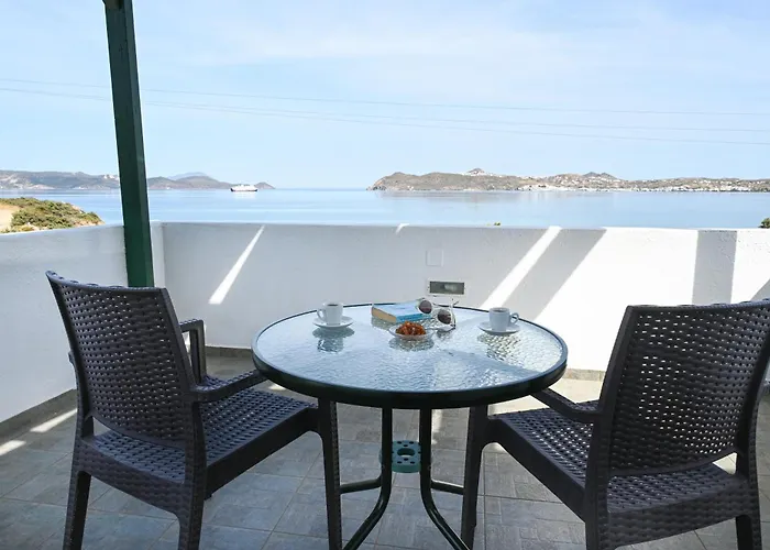 Daire Akrothalassia Adamantas (Milos)