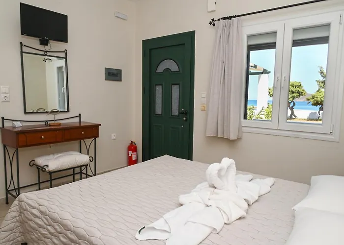 Akrothalassia شقة آداماس