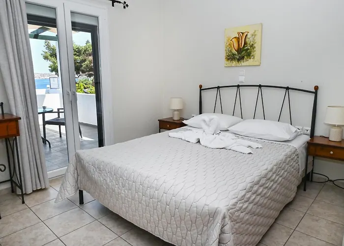 Akrothalassia شقة *