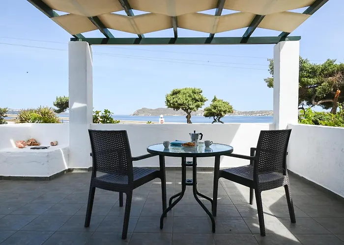 Akrothalassia Daire Adamantas (Milos)