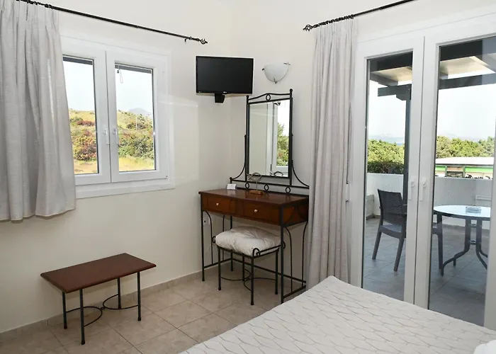 Akrothalassia آداماس