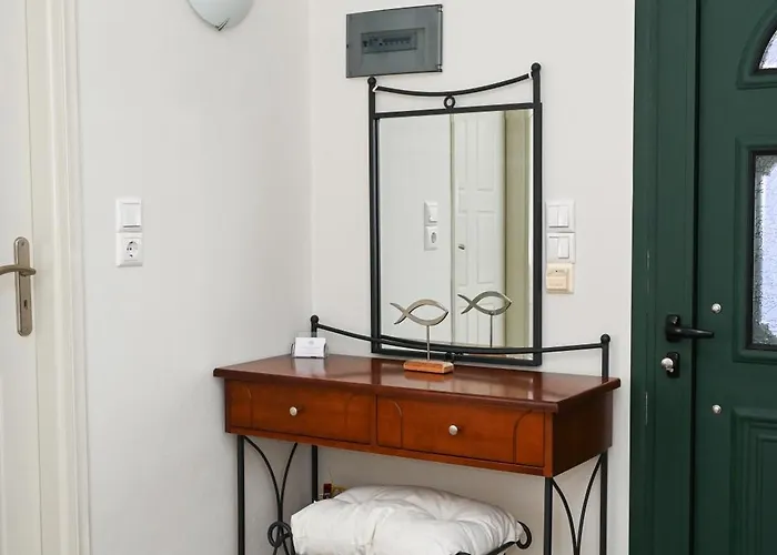 Lägenhet Akrothalassia