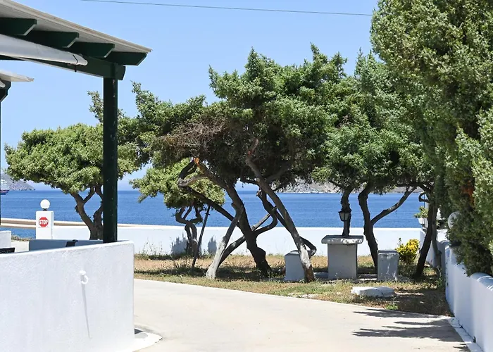 Akrothalassia شقة